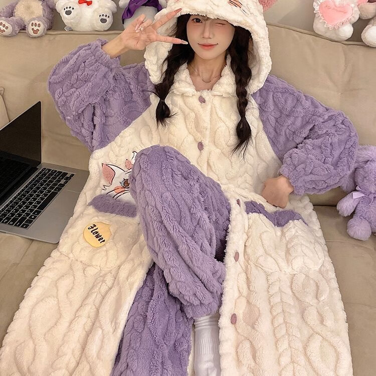 俞兆林睡衣女秋冬季2025年新款珊瑚绒睡袍加绒加厚连帽套装法兰绒家居服