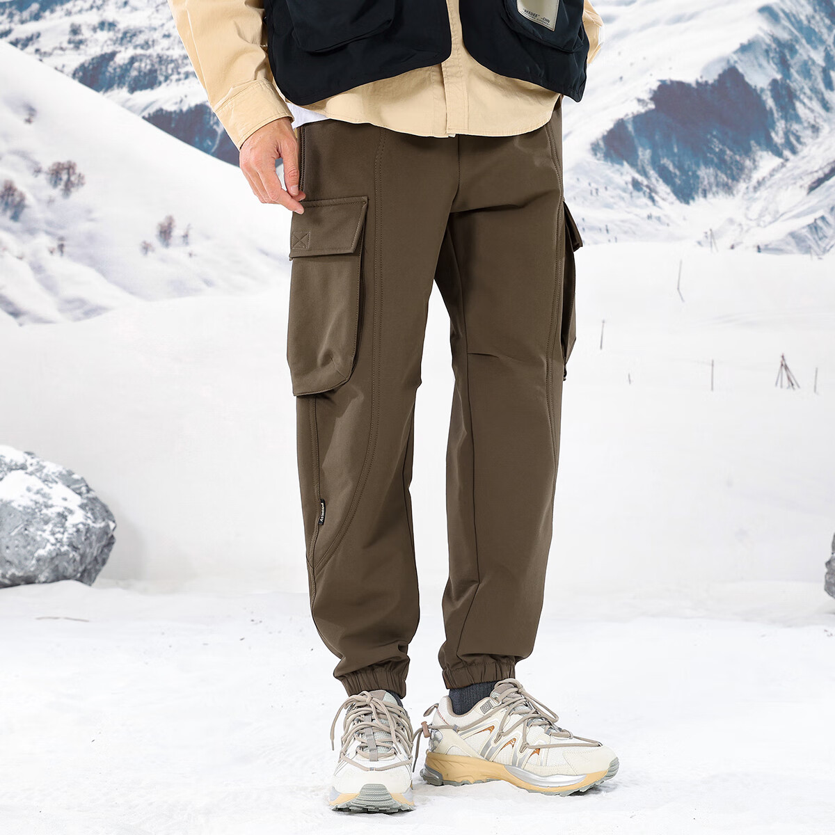 布衣传说工装加绒裤子男松紧腰抽绳分割拼接保暖束脚休闲裤男裤 咖啡 XL