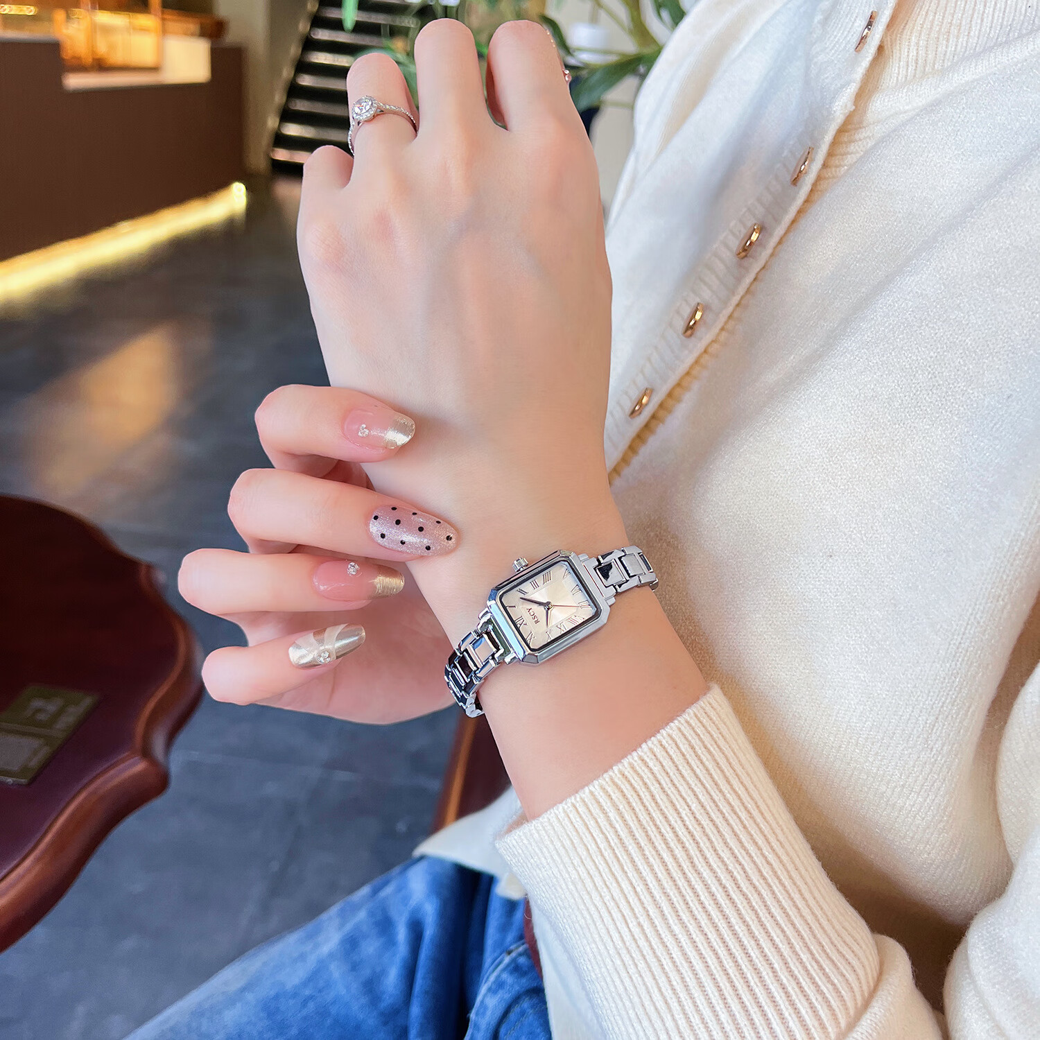 方糖手表女2026新款轻奢小众高级感机械风格名牌正品石英女表礼物 银色