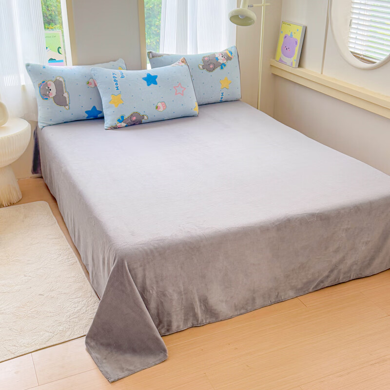 伊路卡新款牛奶绒四件套秋冬季保暖珊瑚绒床上用品儿童被套床单 布丁狗 1.2米床 三件套 床单款 （被套150*200cm）