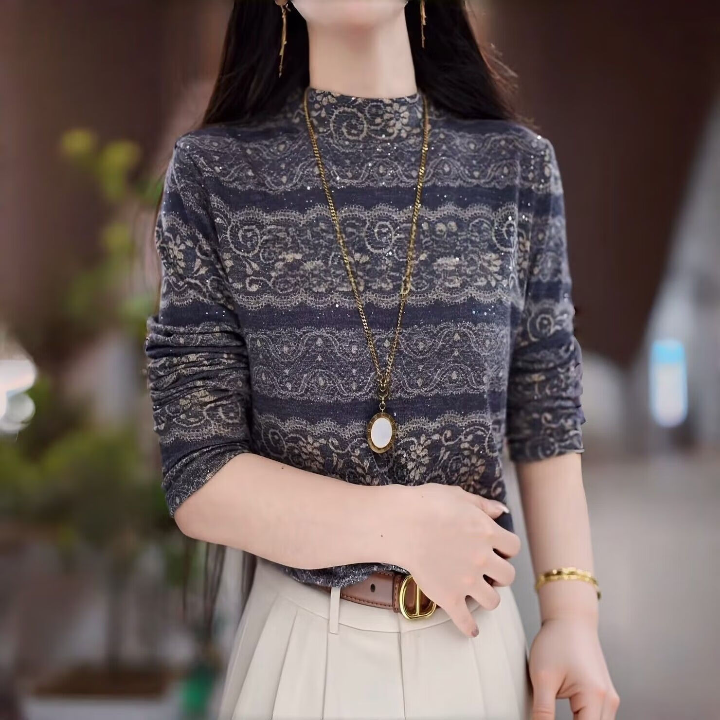 新款时尚秋冬印花新款小衫2025保暖长袖减龄上衣妈妈显瘦打底洋气 蓝色 2XL 【建议115-130斤】