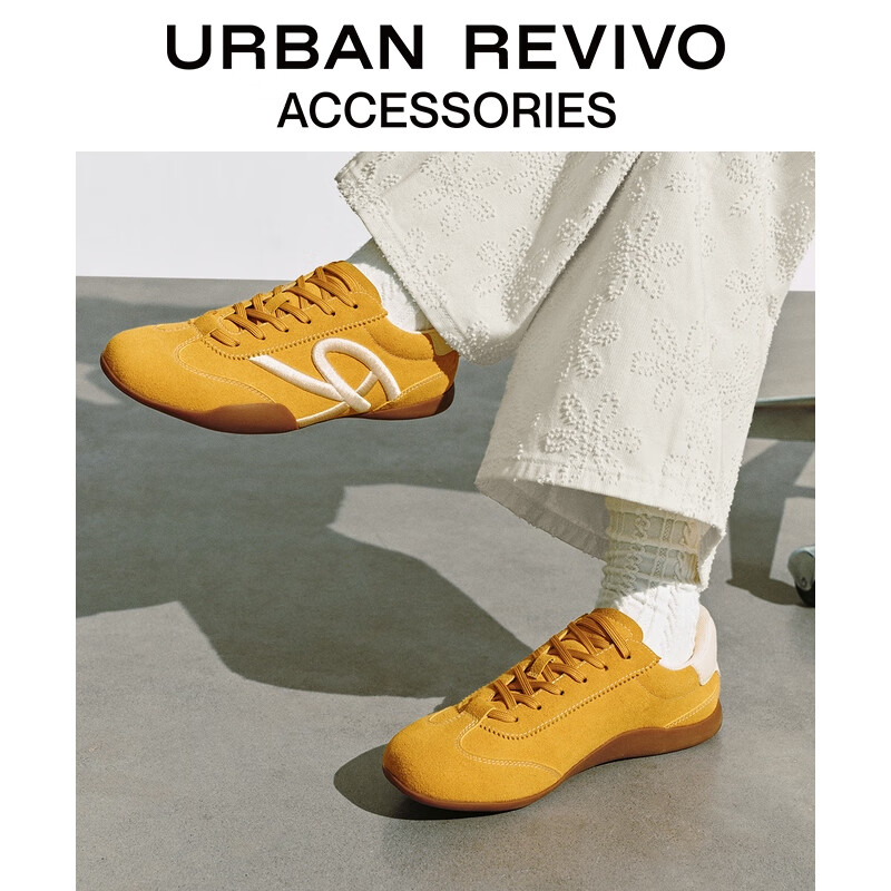 UR秋季新款女流光风圆头薄底运动鞋UAYS50097 姜黄 36