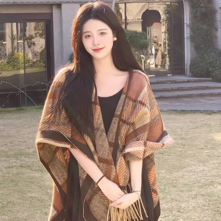 自相遇女生元旦礼物围巾2025新款复古女高级感披肩新款外搭加厚斗篷围巾 枫叶黄