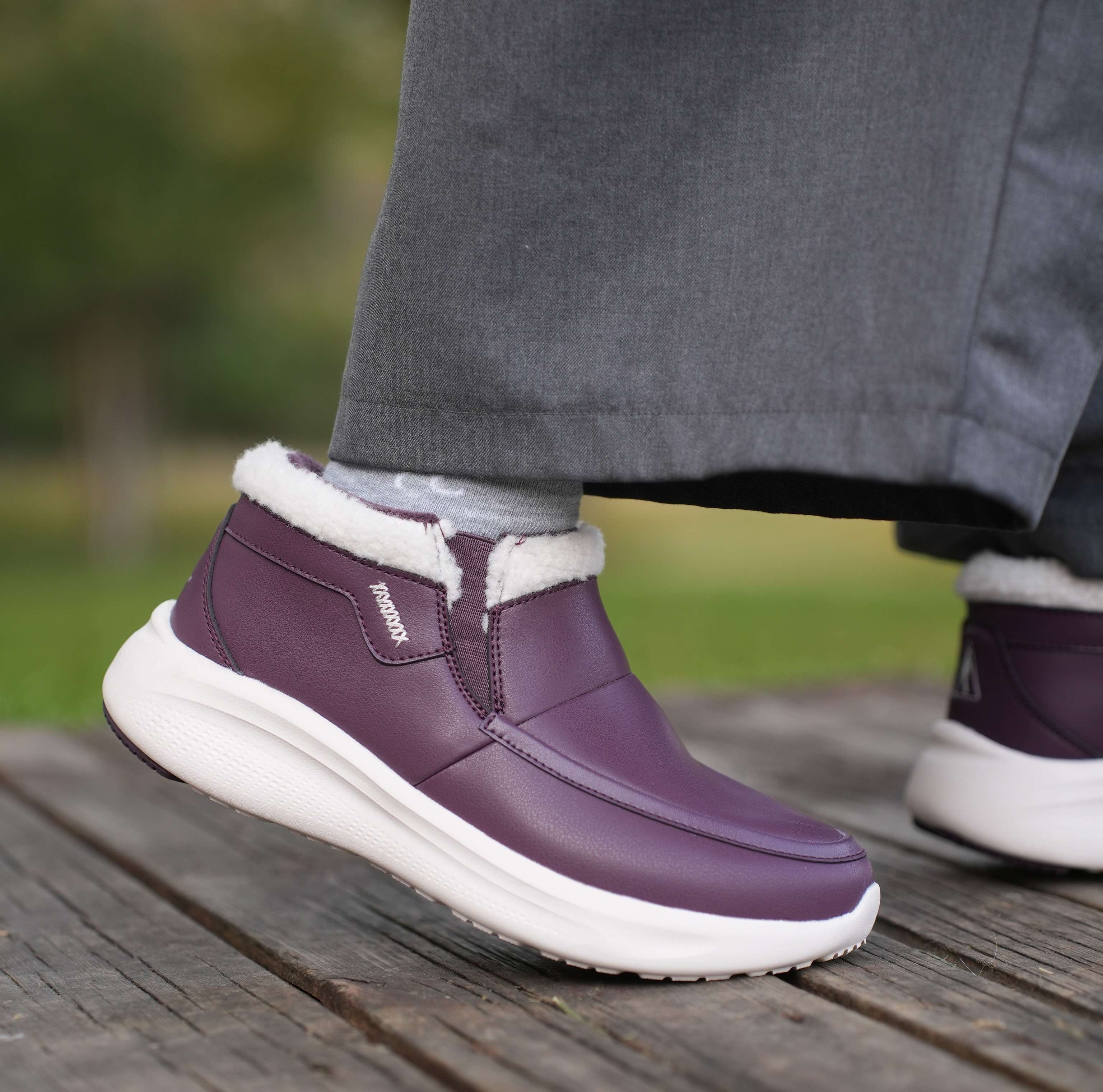 足力健老人鞋雪地靴冬季加绒一脚蹬防风雪轻便皮鞋保暖鞋男鞋棉鞋保暖鞋 女款 酒红色 35