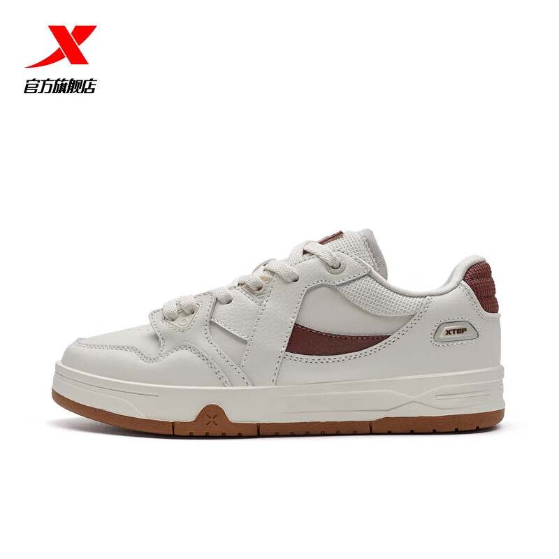 特步（XTEP）运动鞋男舒适通勤板鞋轻便百搭小白鞋潮流时尚情侣休闲鞋女 白沙灰/复古红-0010 女款 37