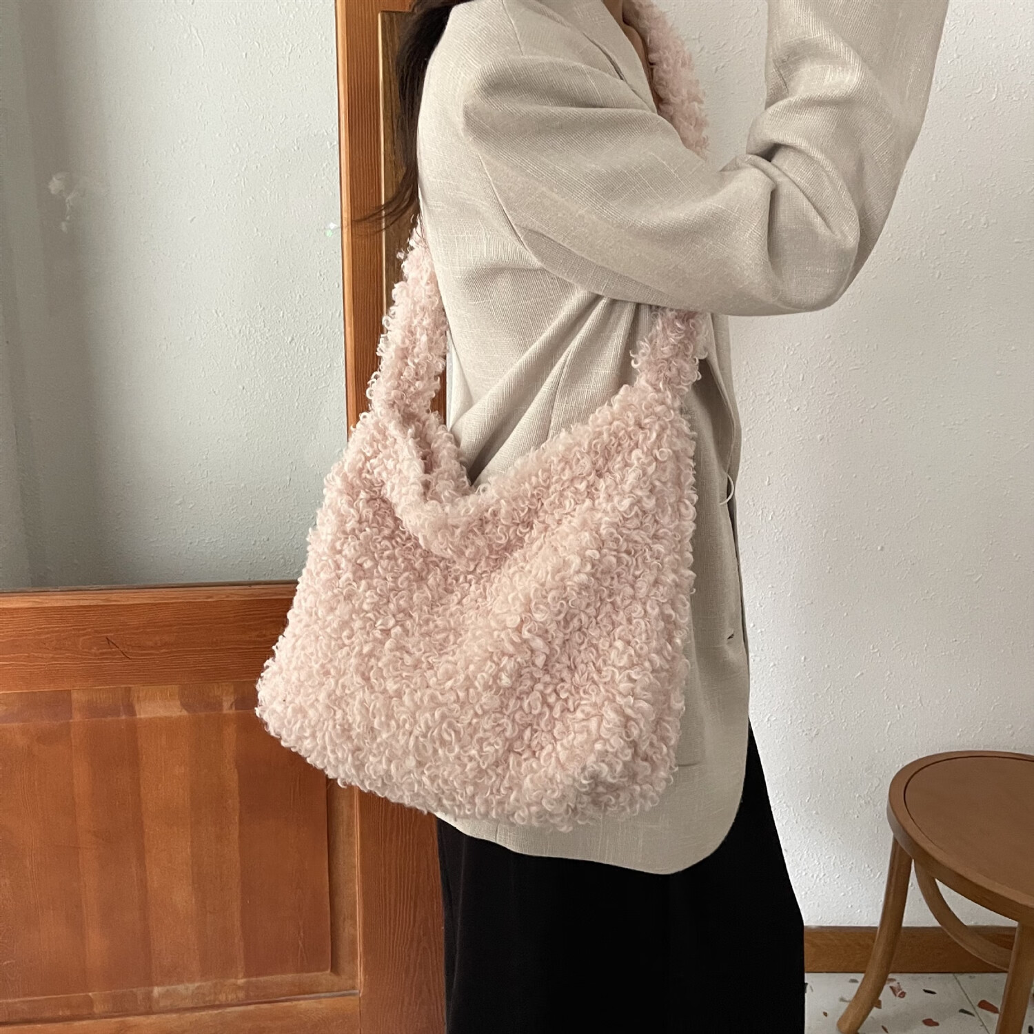 复古美拉德腋下包包女双肩包冬季2025新款单肩大容量托特包 粉色