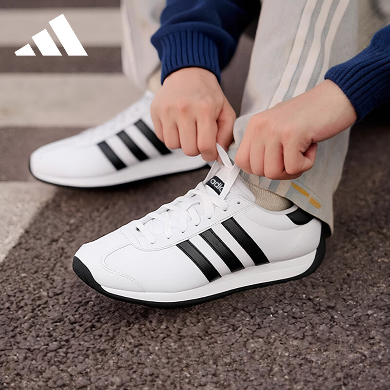 ���ϴ�˹��adidas��TͷЬ��Ь������������Ьʱ���������˶�Ь ��/һ�ź�/�� 42 304Ԫ