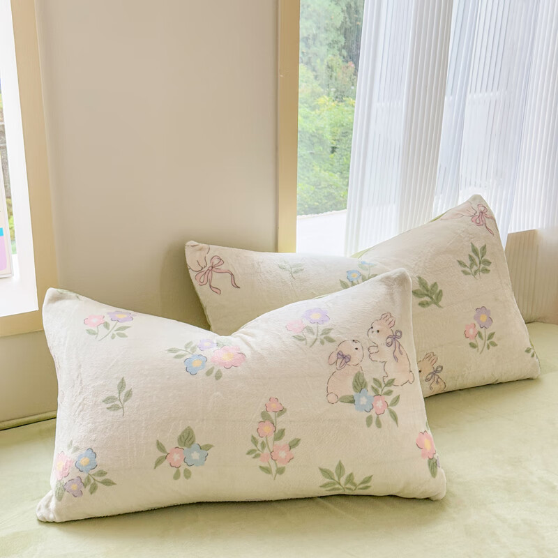 伊路卡新款牛奶绒四件套秋冬季保暖珊瑚绒床上用品儿童被套床单 绿意盎然 1.8米床 四件套 床单款 （被套200*230cm）