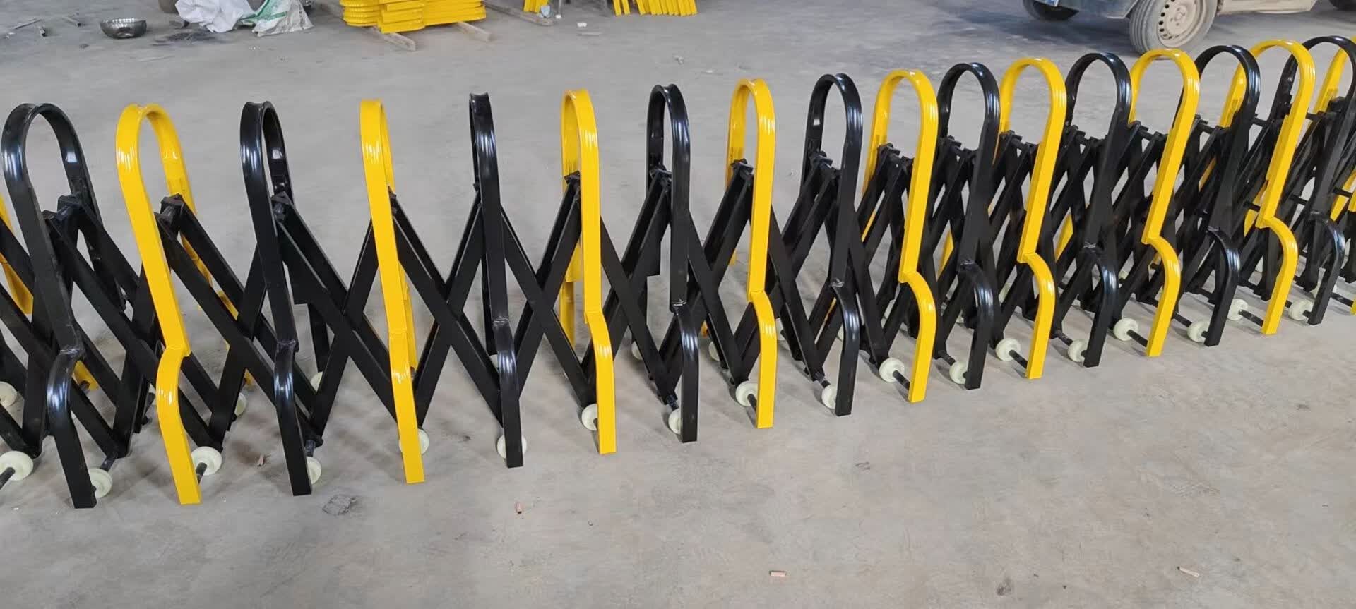 接运猫活动伸缩围栏栅栏户外道路幼儿园学校安全隔离防撞护栏可移动