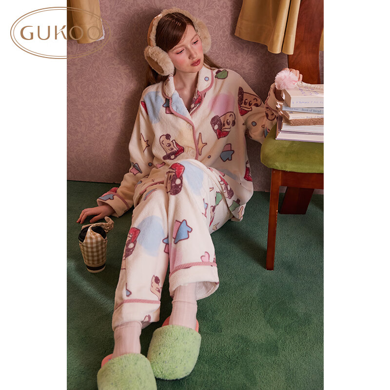 果壳（Gukoo）26新款睡衣女冬季轰轰小狗卡通满印可爱翻领保暖女士家居服套装D 烟白套装 M