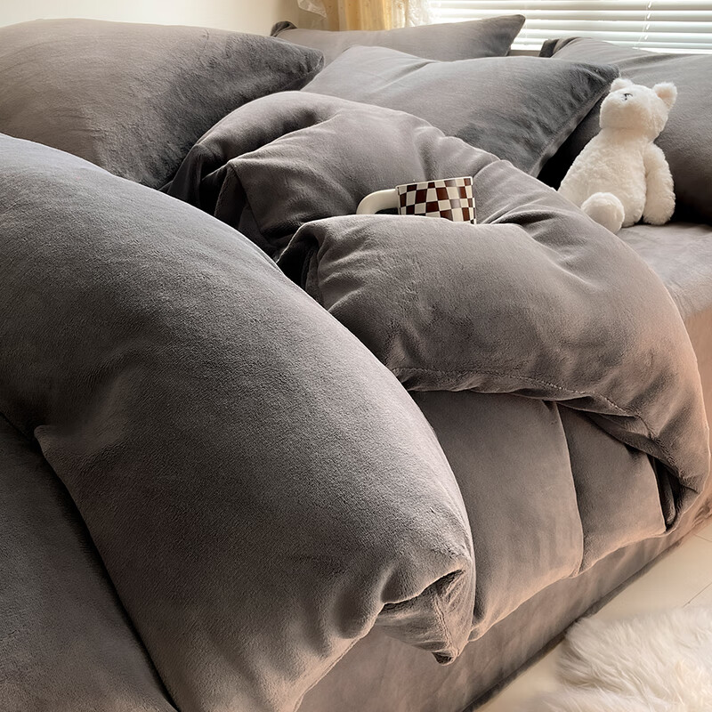 苏萱2025新款加厚牛奶绒床上四件套双面加绒珊瑚法兰绒被套床单三件套 深灰 1.8m 床笠款 四件套-被套200x230cm