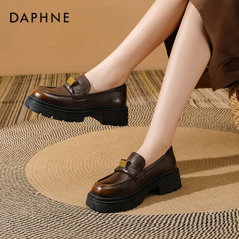 达芙妮乐福鞋女2025秋季新款复古棕色单鞋百搭厚底英伦风小皮鞋女LP 棕色 38