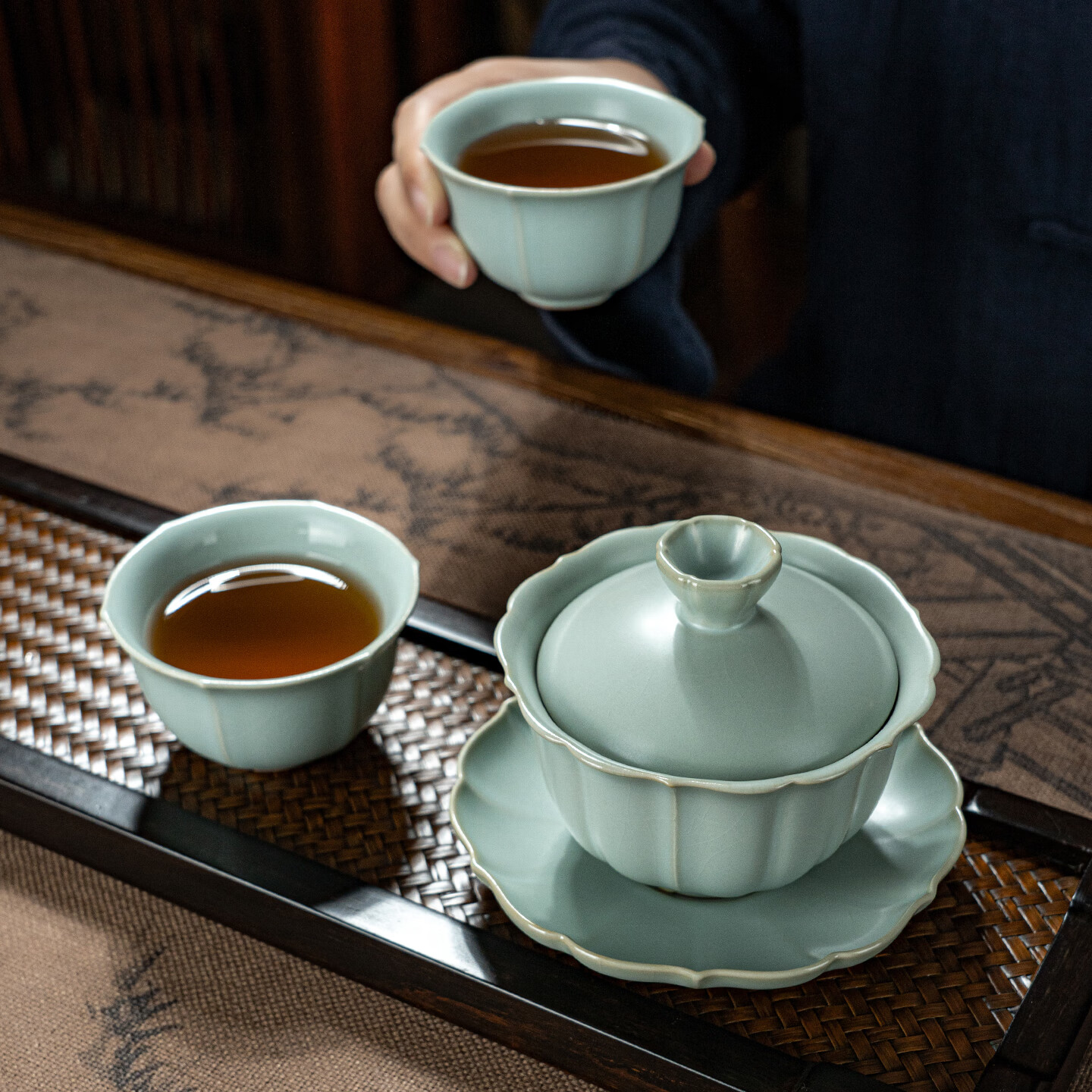 青澹墨雅天青汝窑 盖碗茶组冰裂釉开片三才泡茶盖碗 景德镇手工陶瓷礼盒装 承云玉润茶组 3件