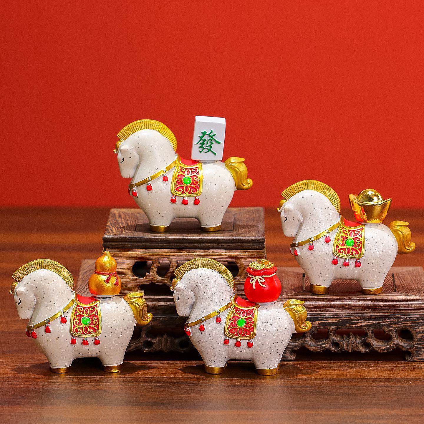 草木光阴创意国潮马年生肖摆件办公室桌面礼物乔迁之喜实用高级感 正版白马【四件套】