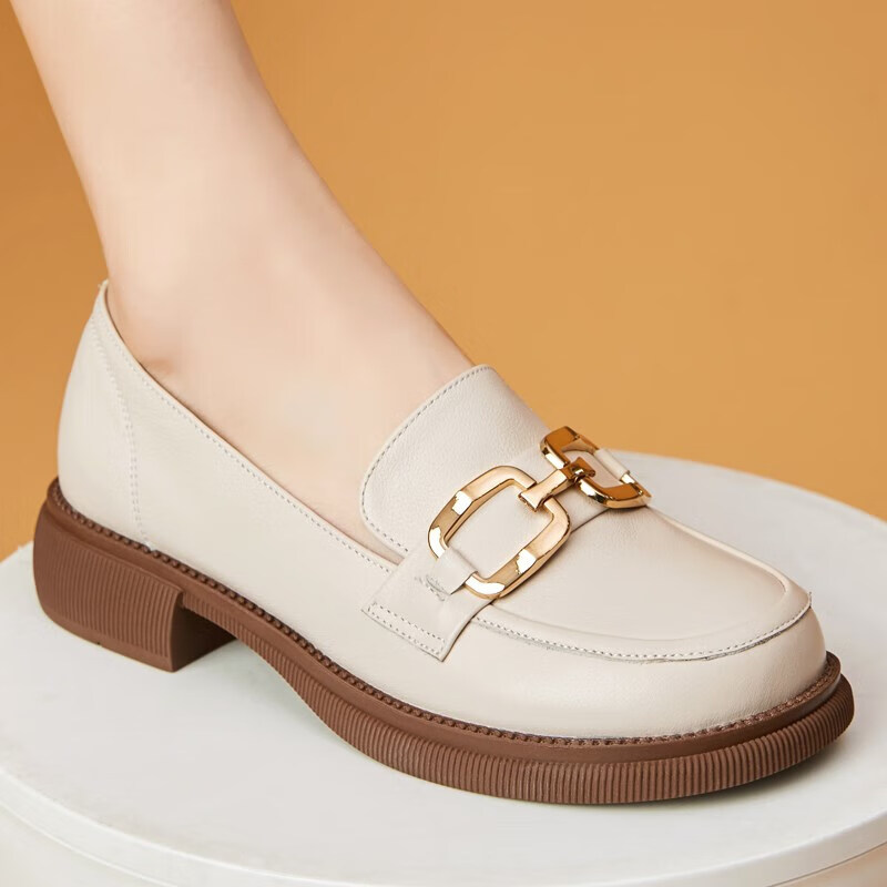 波徊乐福鞋秋季女式皮鞋秋季鞋子女单鞋牛皮软底妈妈鞋工作鞋黑色女鞋