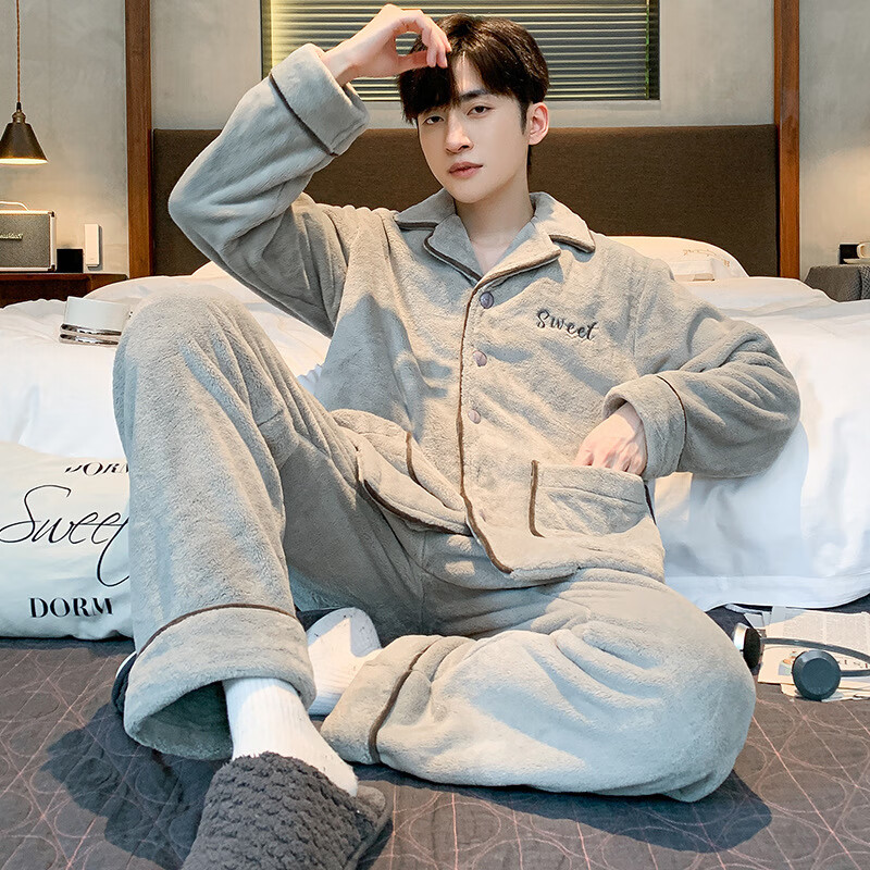 ���ܻ�˯�����ﶬ���¿���޼Ӻ�ɺ�������޶�����ʿ�Ҿӷ�������װ CKE-LFT35002 3XL 136.74Ԫ