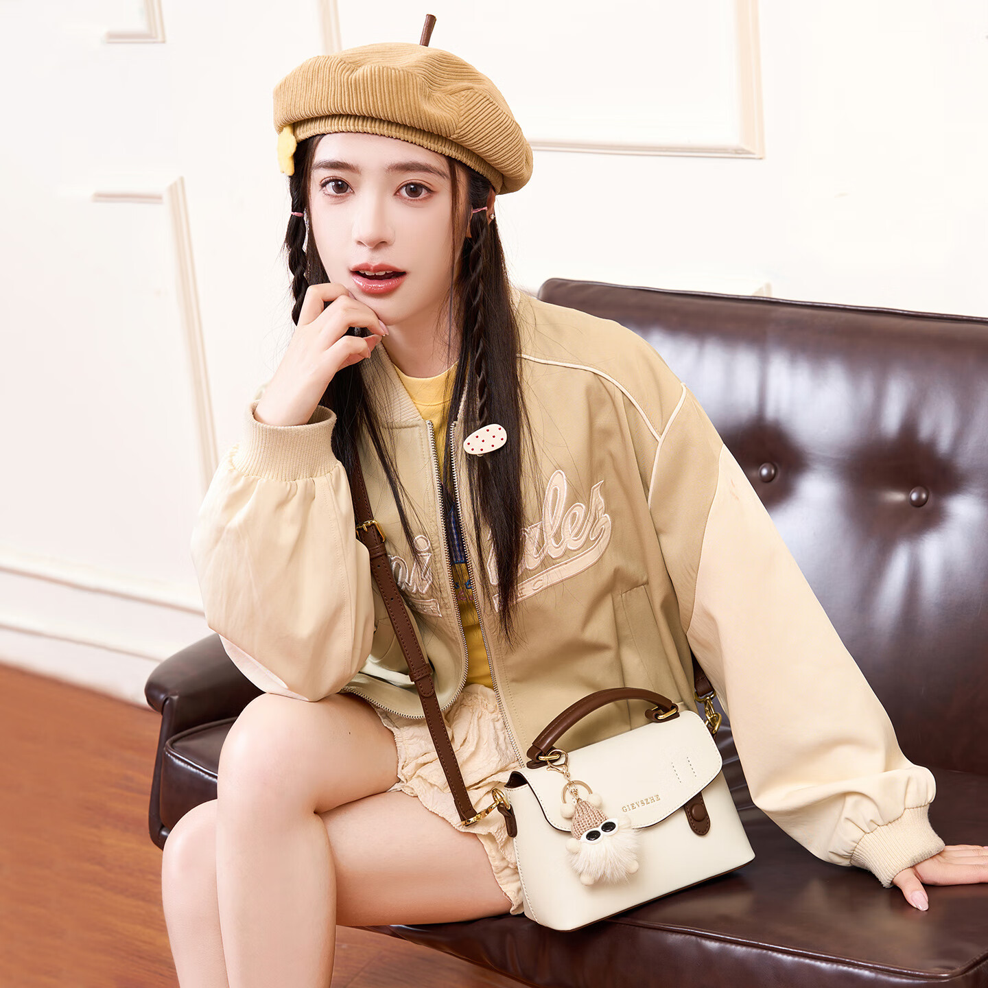 纪诗哲(GIEVSZHE)品牌奢侈包包女包新款女生单肩手提包520情人节礼物送女友老婆 米白色【次日达】热销款 精美礼盒装 纪诗哲(GIEVSZHE)品牌奢侈包包女包新款女生单肩手提包520情人节礼物送女友老婆 米白色【次日达】热销款 精美礼盒装