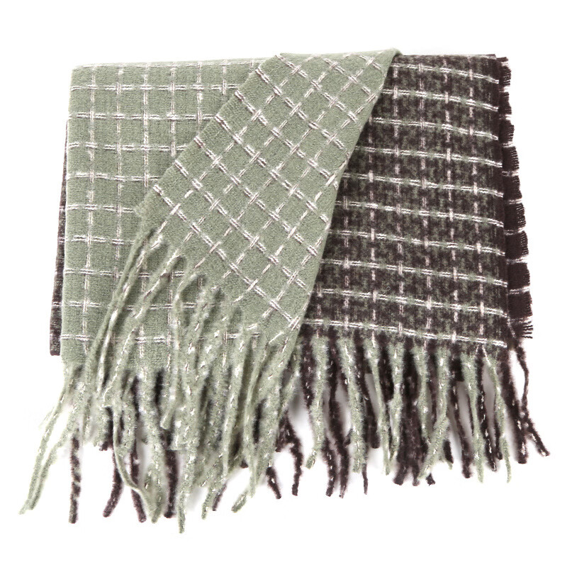 ӳ�ĸ�������Χ��Ů�ﶬ�ٴ��ƴɫ�Ӻ�������������Χ��С����� �׿�