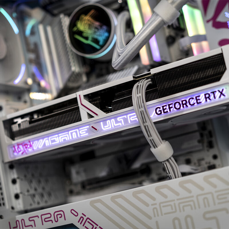 七彩虹(Colorful) iGame RTX 5060 Ti 16G 8G OC AD 战斧 白色 台式机电脑 游戏显卡 RTX 5060Ti 8G】Ultra W OC