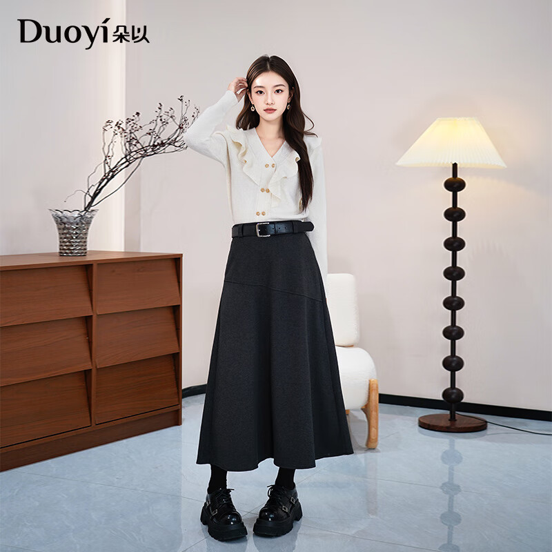 朵以2025冬季新款温柔玫瑰双排扣荷叶边收腰亮丝毛衣V领针织衫 香草白 均码