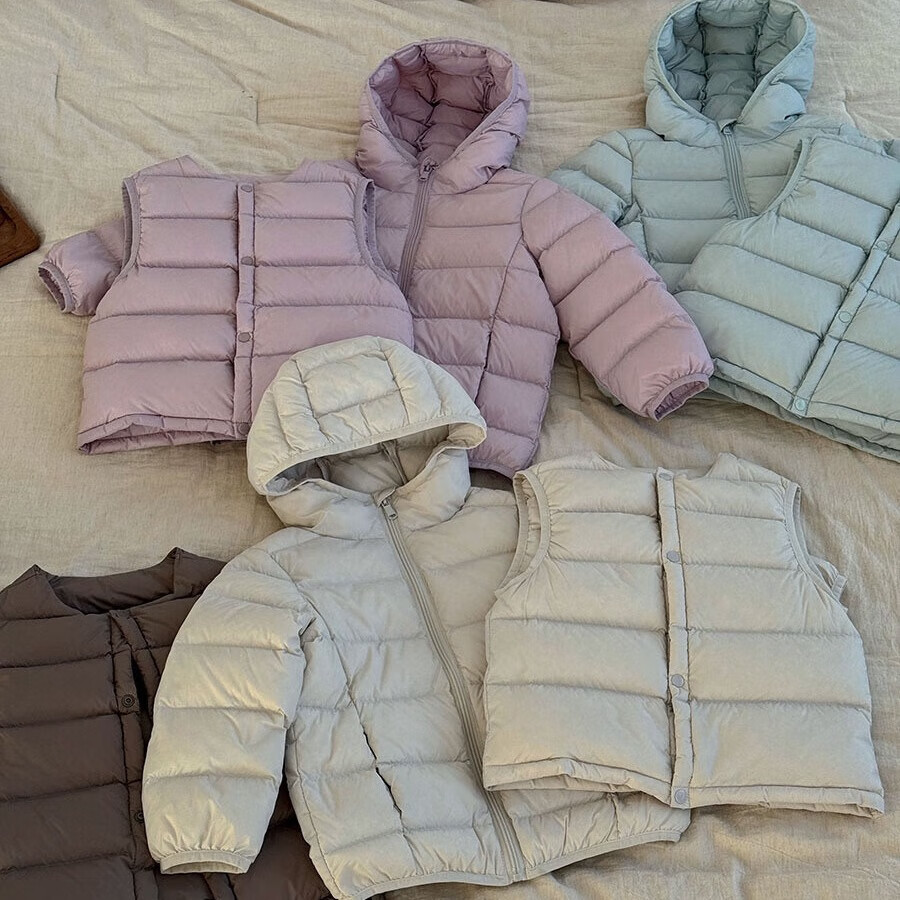 贝婴初儿童轻薄款羽绒服2025男女童宝宝白鸭绒外套马甲两件套三防 马甲+外套 黑色 新国标90绒 120 （建议身高110-120）