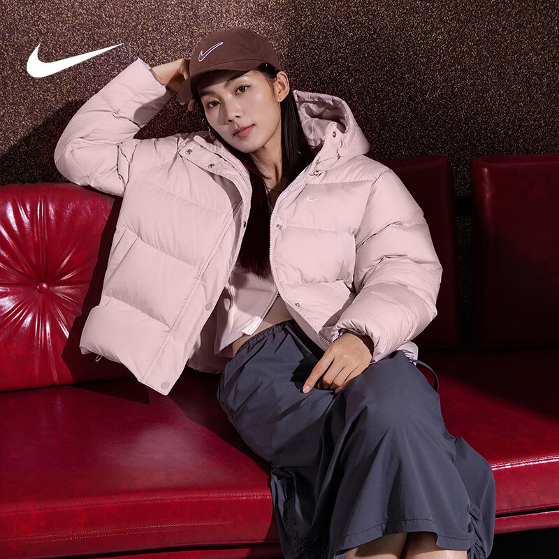 耐克（NIKE）羽绒服女装 2025秋冬季新款运动服休闲保暖夹克时尚轻盈外套百搭 IH0728-667 XS