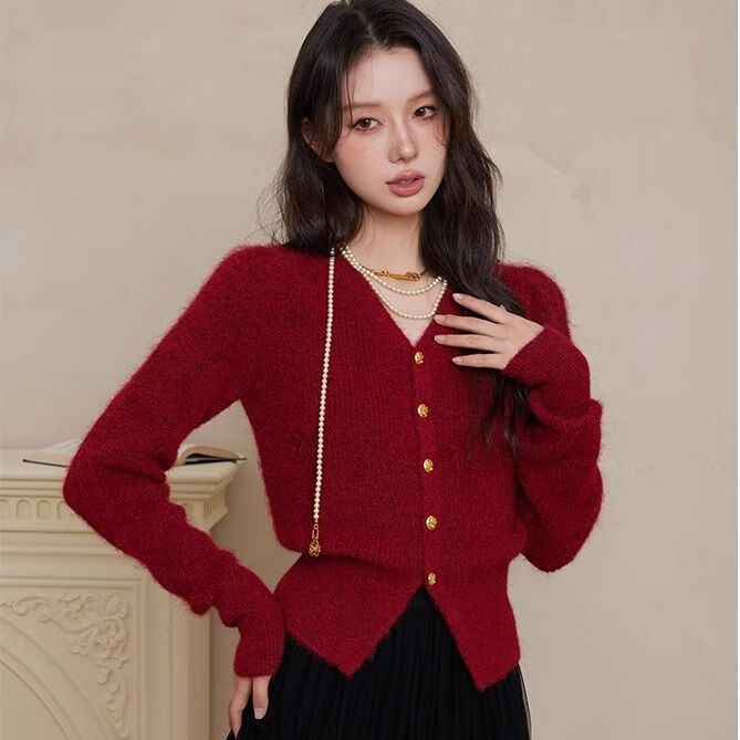 秋冬新款复古V领泡泡袖正肩毛衣女别致圣诞新年红色针织开衫上衣 红色 S