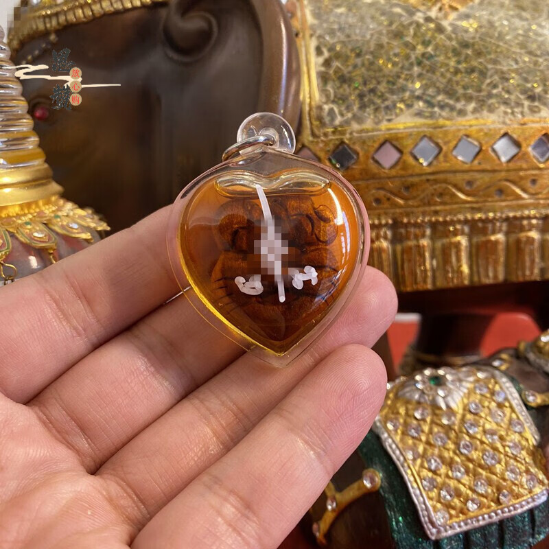 思赞 泰国佛牌 阿赞力矿 燕通 2558年 阿赞力矿/心形燕通