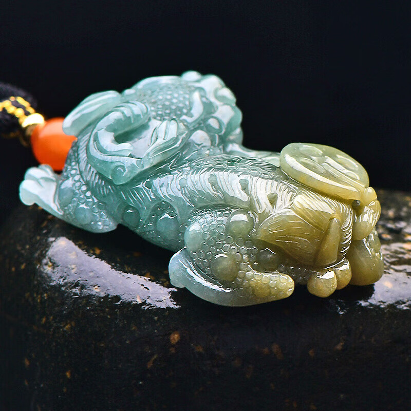 神翠鸟女神节好礼翡翠貔貅吊坠 男士飘黄翡玉貔貅玉石玉坠挂件配绳子 款十 QYF3866q