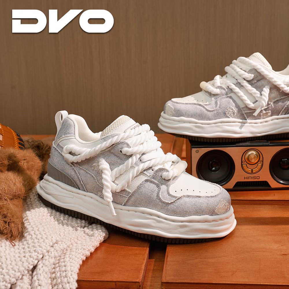 DVO7CM内增高厚底鞋男款秋冬新款百搭轻便帆布面包鞋国潮运动休闲鞋 蕾丝米黑 41 男码