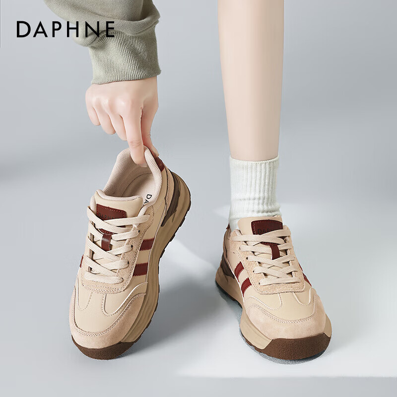 达芙妮加绒德训鞋女2025冬新款厚底增高休闲鞋复古小个子保暖运动鞋女 棕红【四季单里】厚底3cm 38