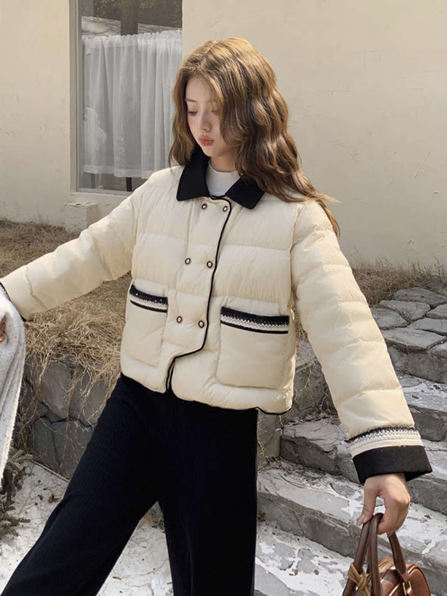 女士棉服短款加厚外套2025新款棉袄撞色翻领小香风短款羽绒服外套 米