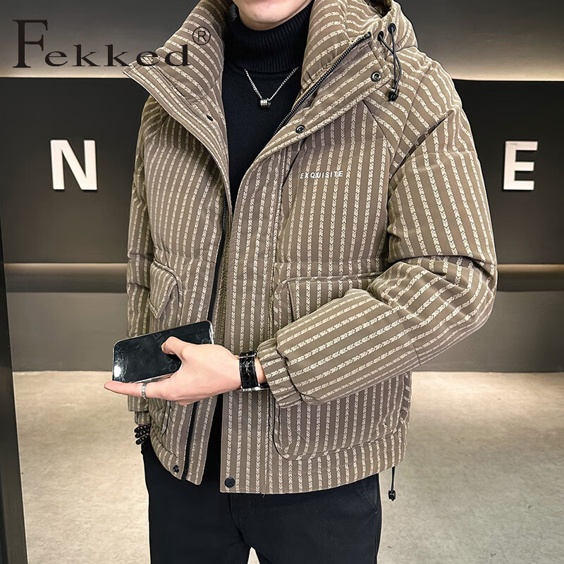 Fekked香港潮牌2025冬季新款男白鸭绒连帽品质竖条纹简约字母印花羽绒服 咖色 M