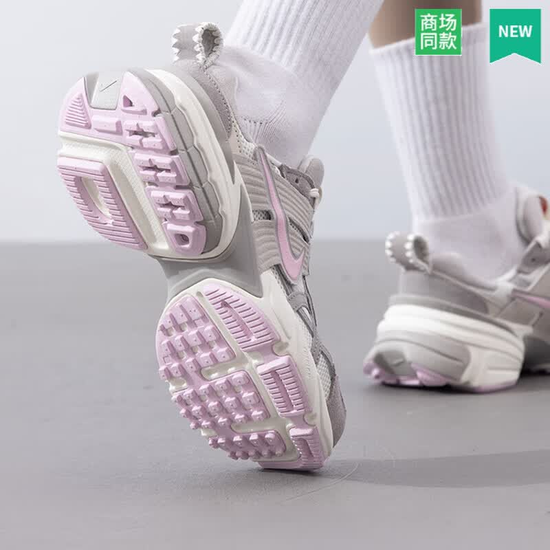 休闲鞋女鞋 2025新品户外轻便耐磨透气百搭羽毛球鞋 hv5997