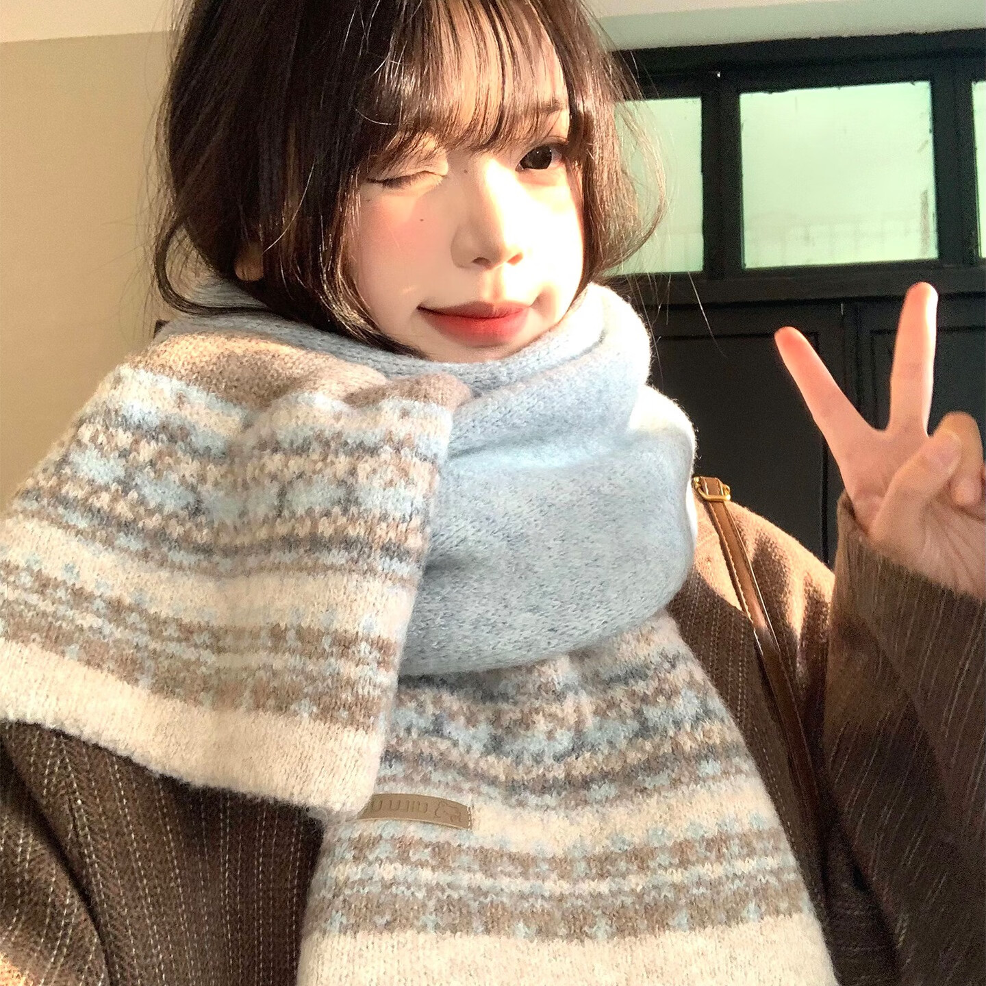 ���ڲ�����Ŀ��Ѷ������Ứ��ɫ��֯Χ��Ů������Χ�аٴ�Ӻ�ů��������Χ�� ��ɫ 38.9Ԫ