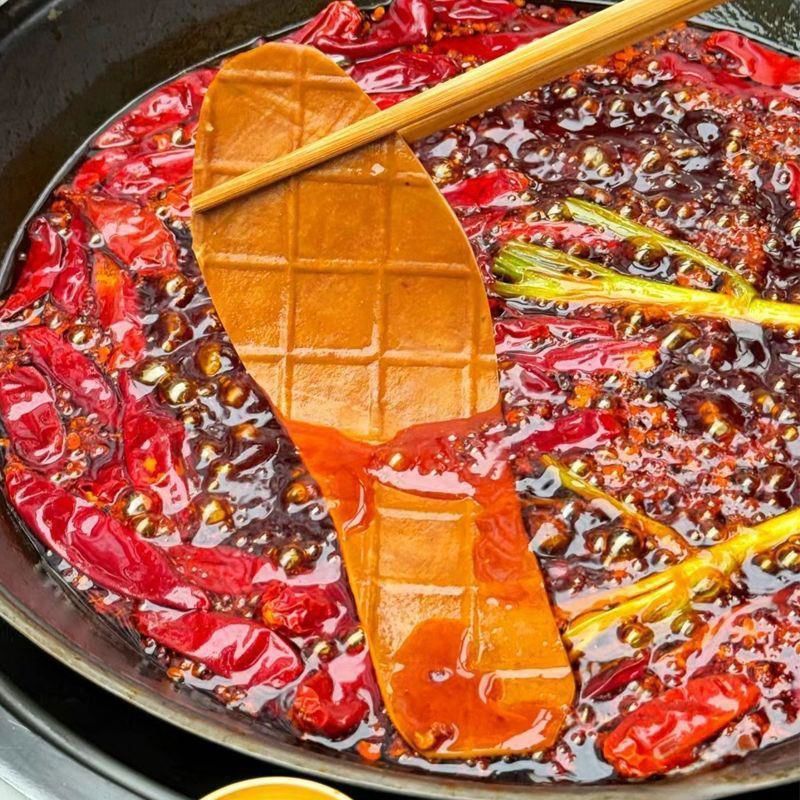 張飛鞋底豆干火鍋牛皮豆干鞋墊豆干網(wǎng)紅創(chuàng)意豆腐干鹵豆皮商用 鞋底豆干250克*6袋共6袋