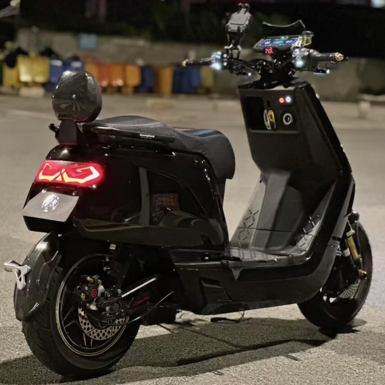 XIAONIU2025新款小牛n1s电动新国标nqi长续航Nxt电车app过户nplay可上牌 2