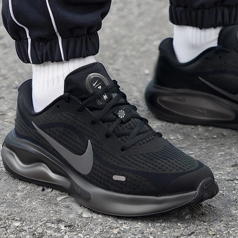 耐克（NIKE）公路专业跑步鞋男鞋2026夏季新款运动鞋Journey Run减震休闲鞋 黑武士FN0228-009黑色 41