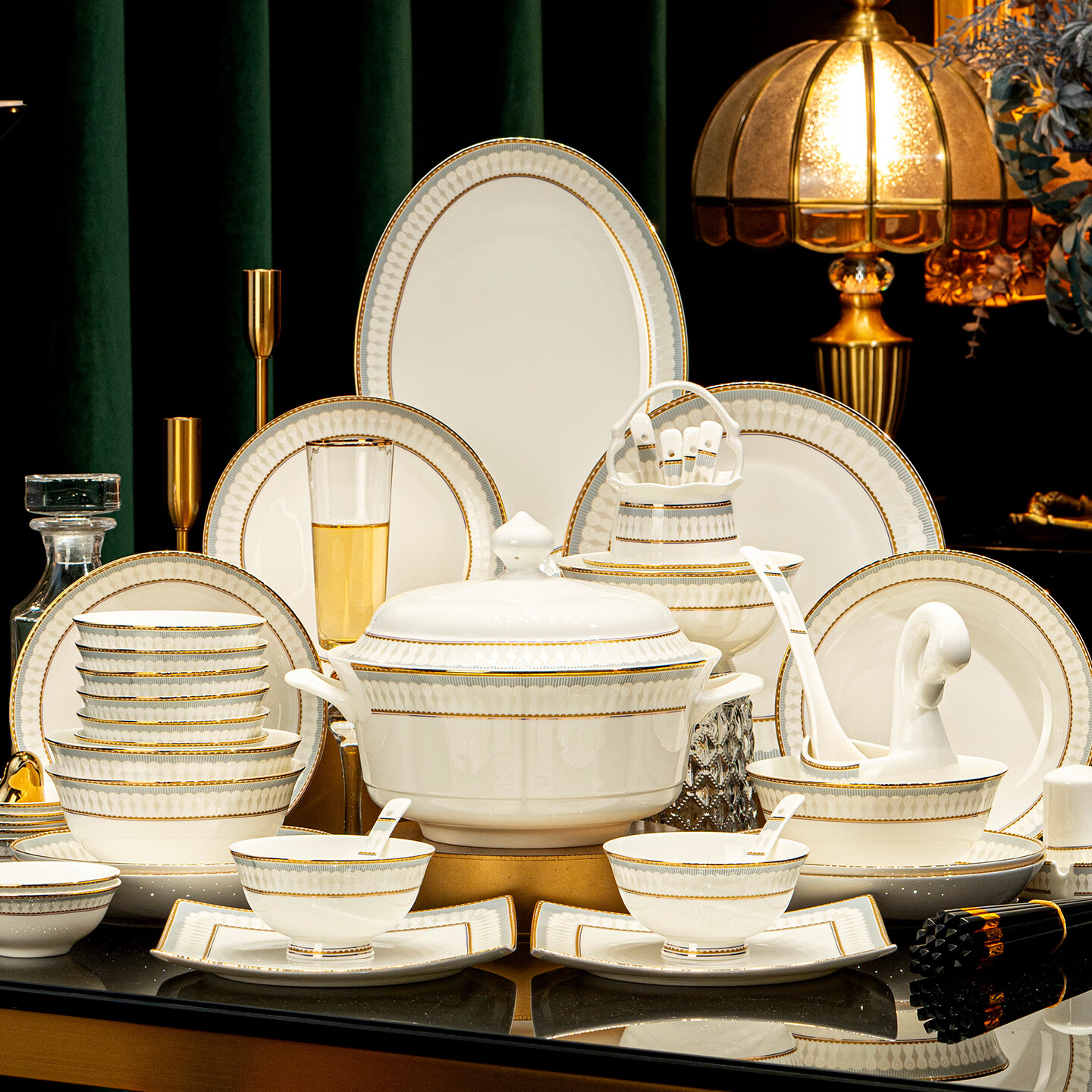 精缔陶瓷JINGDI2026新款碗碟套装家用景德镇高颜值碗盘轻奢骨瓷餐具套装陶瓷乔迁 月落星河62件豪华实用配富贵煲(可微波炉洗碗机）