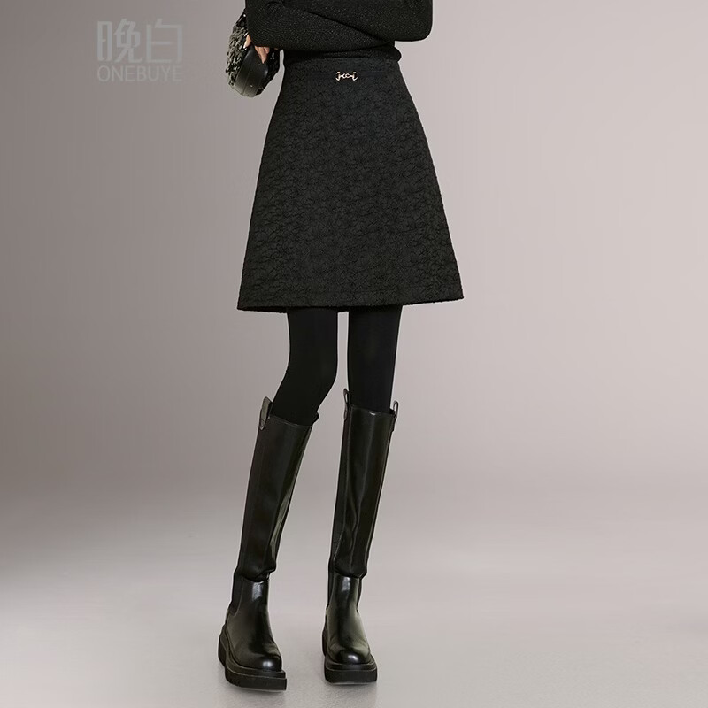 晚白【断码清仓】冬款时尚优雅提花半裙挺括修身气质百搭小A短裙 黑色 S