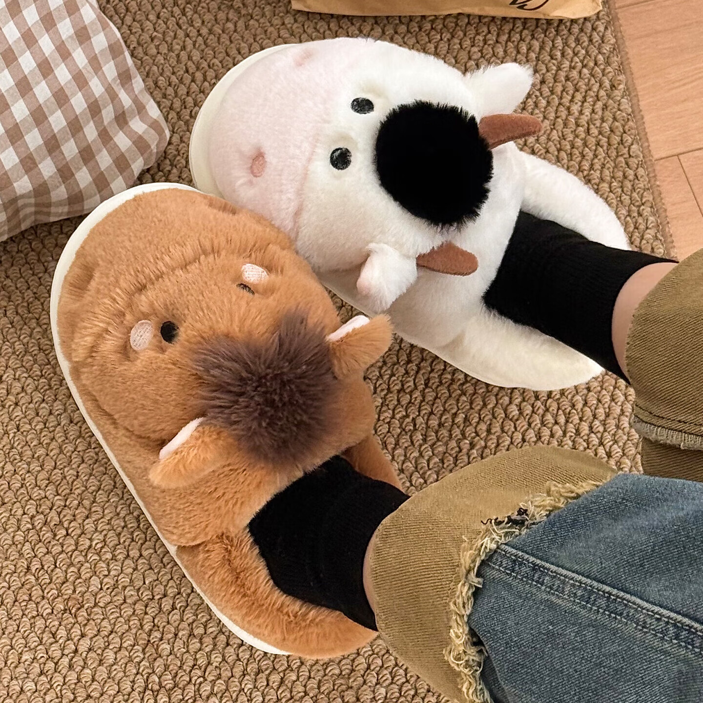 FZT牛马棉拖鞋女士2025秋冬季新款包跟毛绒居家可外穿鸳鸯情侣棉鞋男 白棕 36-37 标准码