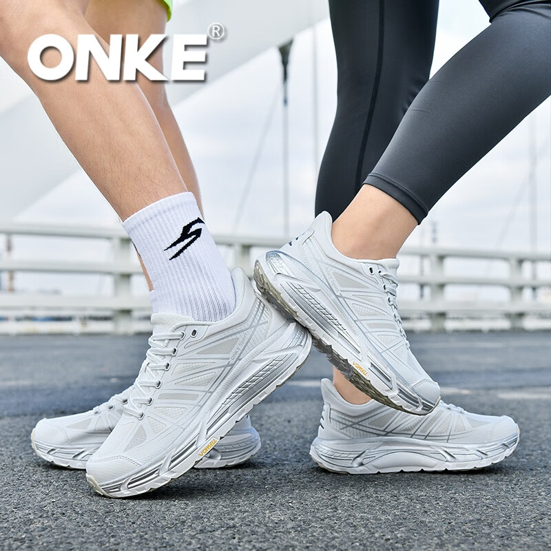 ONKE跑步鞋女春季新款轻便透气防滑减震男女鞋厚底增高耐磨运动跑步鞋 卡拉拉白 38