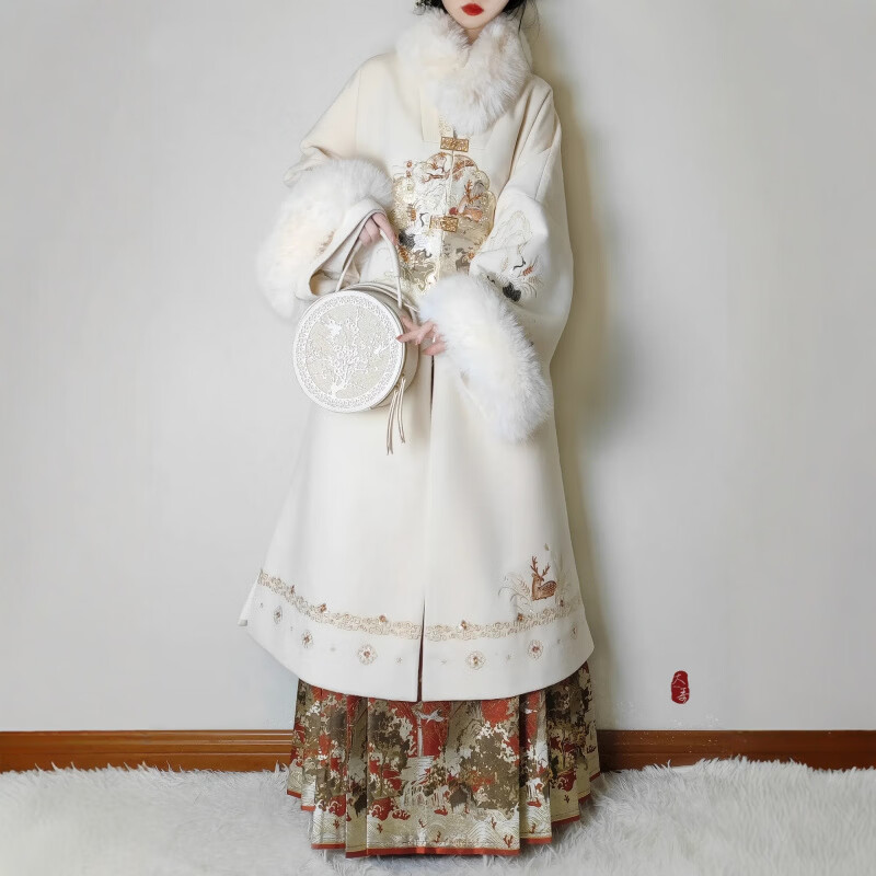 上遥居 汉服汉服女鹤别空山明制加绒冬款套装 白色套装【外袄+里衣+下裙+围脖】 L