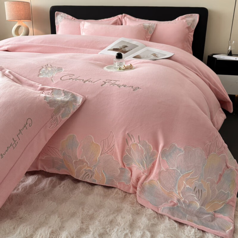 元族2025新款牛奶绒刺绣工艺四件套-安娜系列 安娜-少女粉 床单款 1.2m三件套