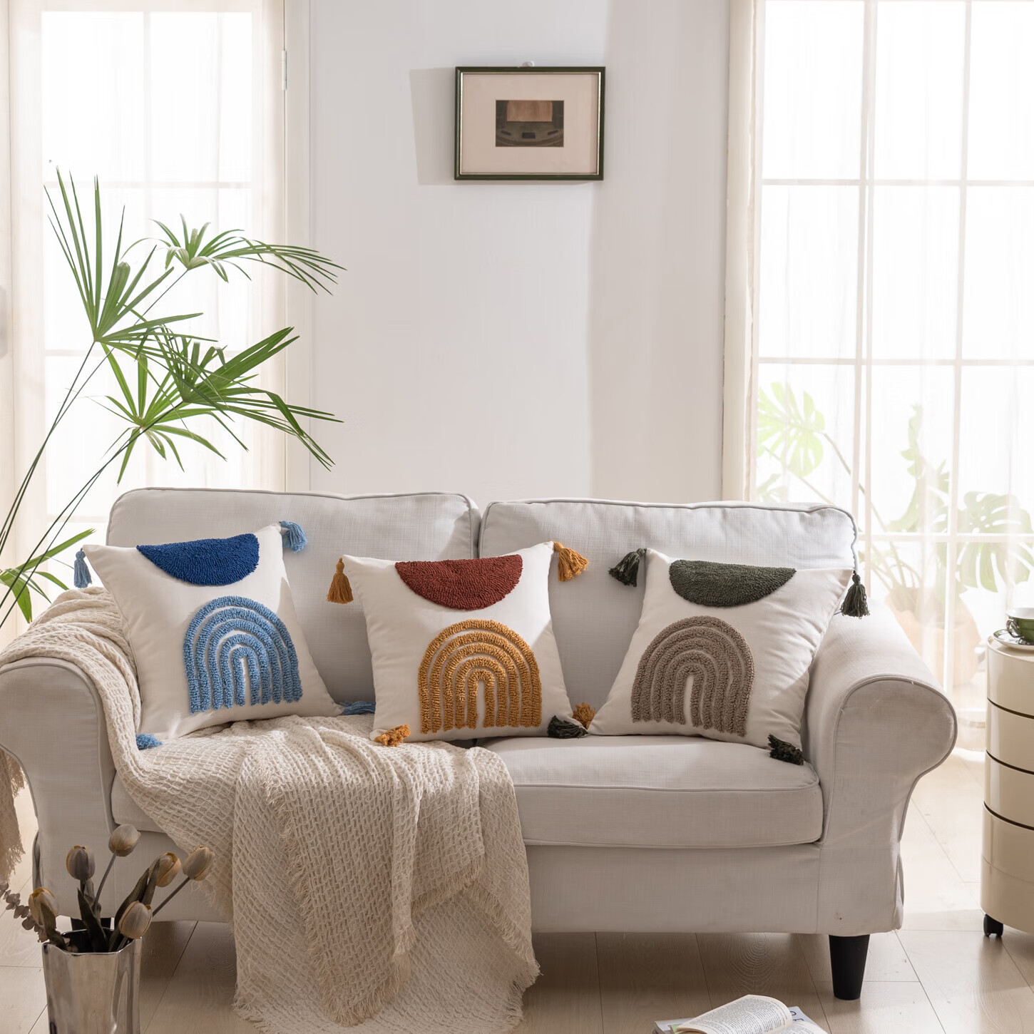 【精选厂家】北欧风绣花抱枕办公室沙发客厅腰枕靠背垫床头靠枕汽 蓝【北欧绣花流苏抱枕】 45x45cm【单抱枕套】