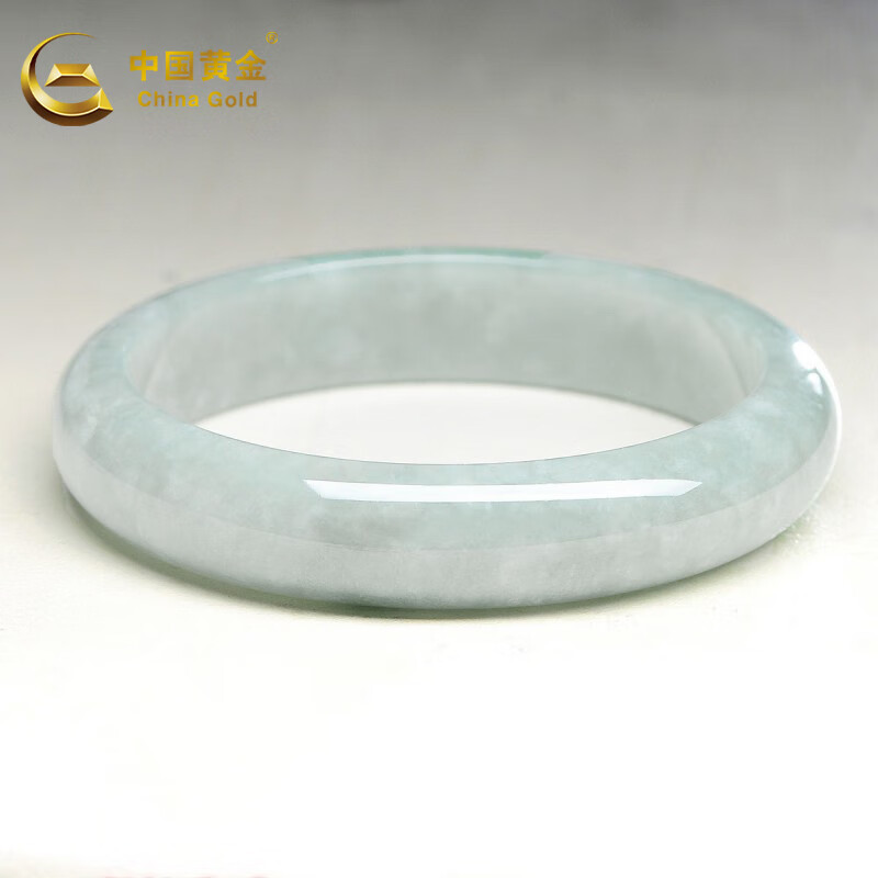 2025年翡翠手镯十大品牌排行榜揭晓:这10款种水佳,色泽美超养眼-图片2