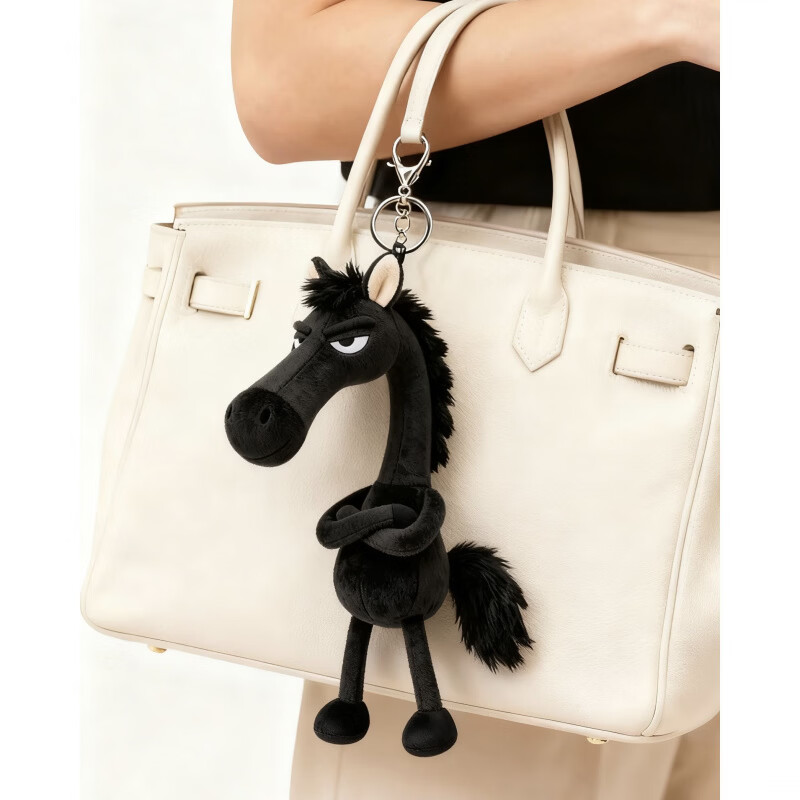 马年挂件2026马年新年天选黑马毛绒挂饰车载挂件装饰元旦创意公仔 高冷天选黑马【1个】 22cm