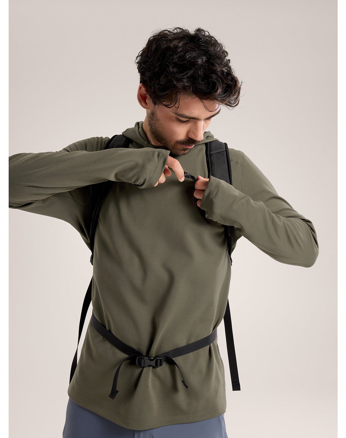 始祖鸟（ARC'TERYX）/Arcteryx男士 Cormac Heavyweight 连帽加厚速干 干T恤 X7404 【特价】辰达绿Tatsu   L