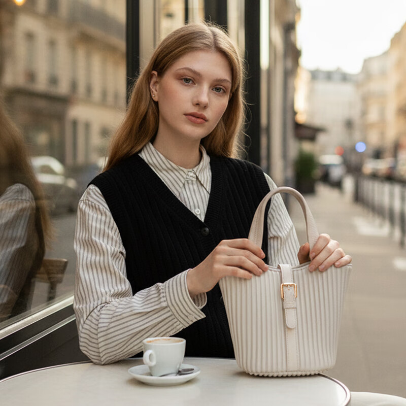 ONIMALS托特包女大容量通勤单肩包高级感小众手提包时尚简约 焦糖色