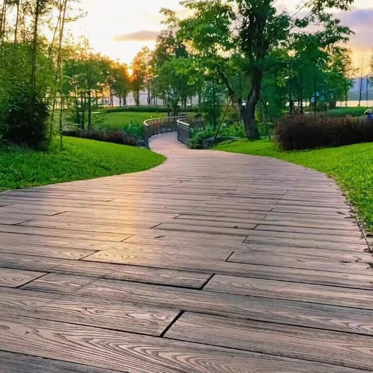 溥畔水泥仿木地板户外景区公园栈道板防滑钢筋混凝土仿木纹地砖 咖啡色尺寸：2000*150*60